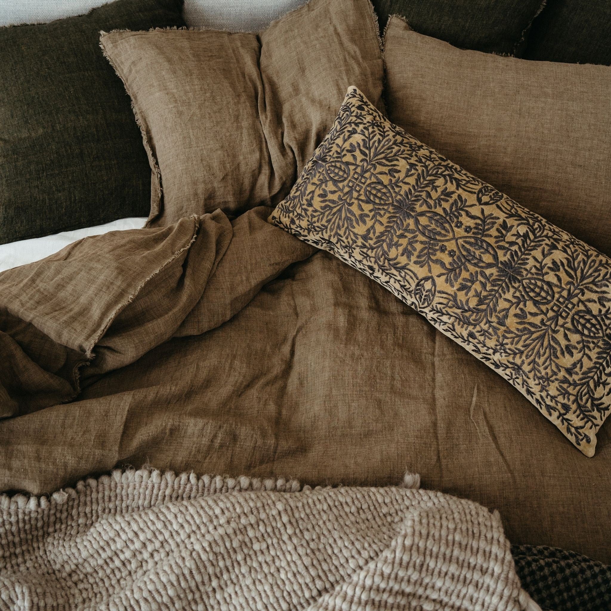 Vintage Velvet Pillow, 14"x31"